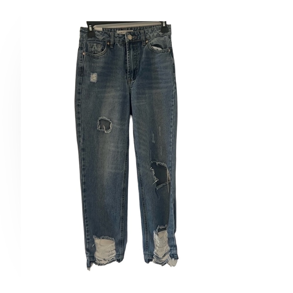 Almost Famous Distressed‎ Mom Jeans Medium Wash High Rise Shredded Hem Size 1